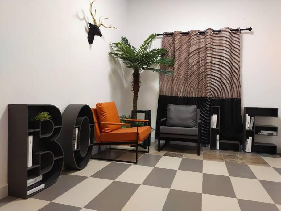 Bole Villa-private Pool-bbq-karaoke 20pax Ipoh